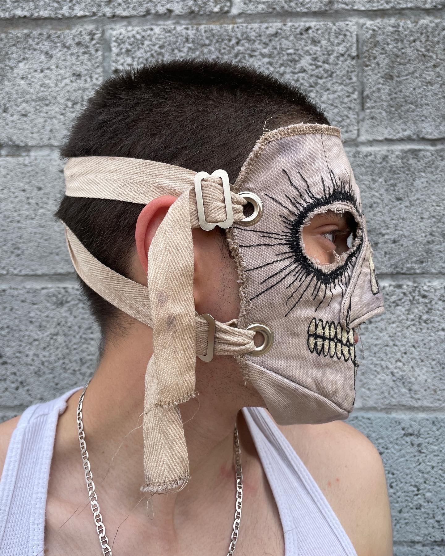 Knuckleheads Mask- La Mosca