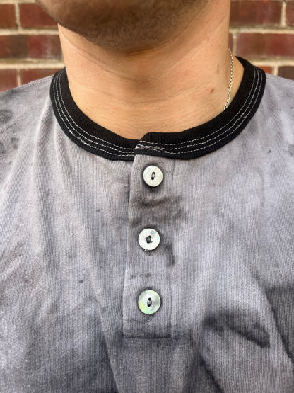 2 Pocket GIGANTIC Henley Tee - Back Tea Dye