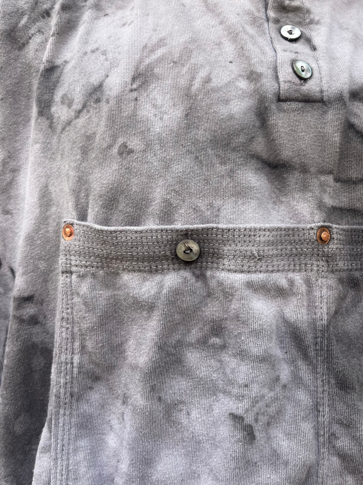 2 Pocket GIGANTIC Henley Tee - Back Tea Dye