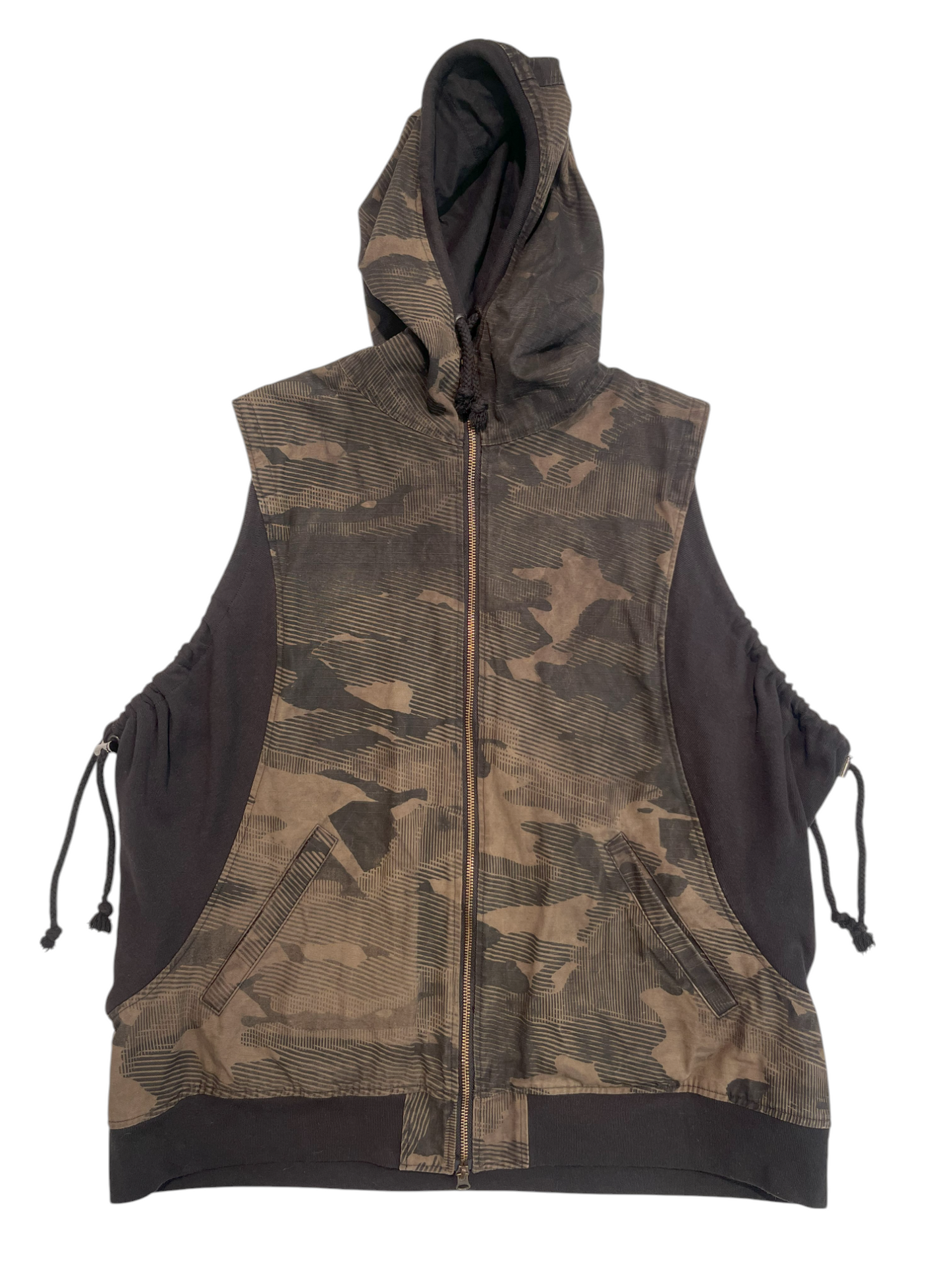 Synch Vest - Acorn Cotton Ripstop Mapped Mono Camo Print