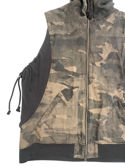 Synch Vest - Acorn Cotton Ripstop Mapped Mono Camo Print