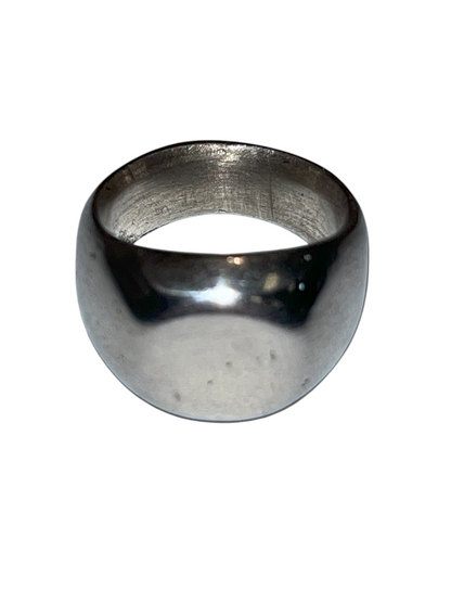 Gentle Signet Ring