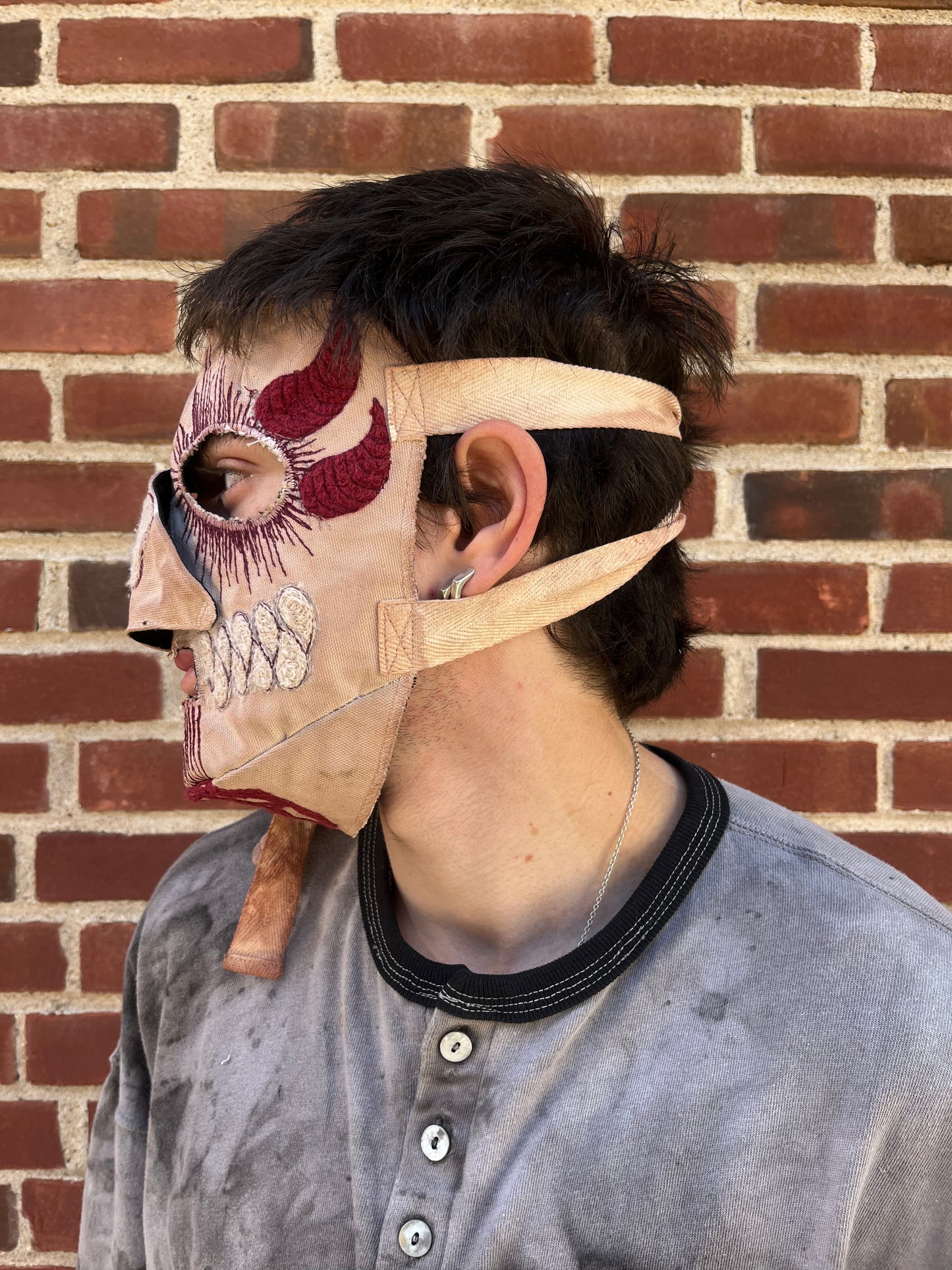 Knuckleheads Mask - Lucy